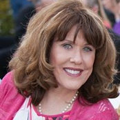 Mindy Jones's photo