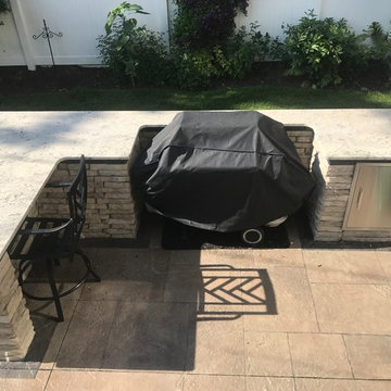 outdoor kitchen