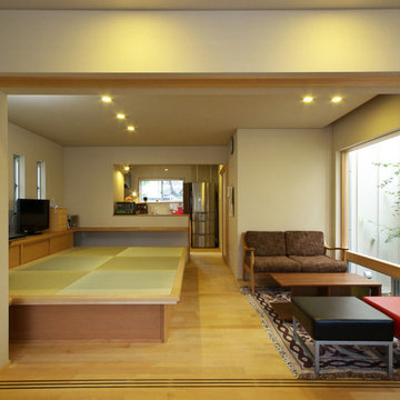 いろはの家（名古屋市）１階リビングダイニング＆寝室