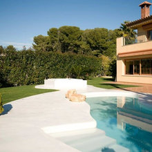 Pool decking 2025