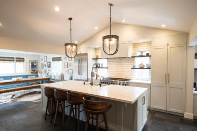 Kitchen photo in San Francisco
