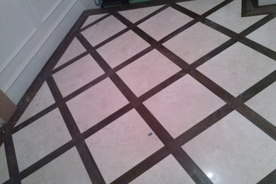 Entryway - entryway idea in Vancouver
