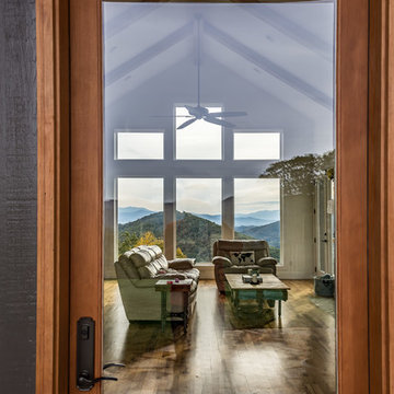 360° Mountain Views