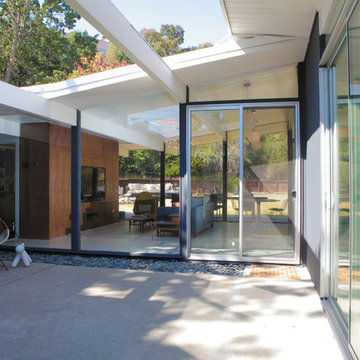 Walnut Creek Eichler Remodel, Atrium