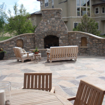 Outdoor Fireplaces and Firepits