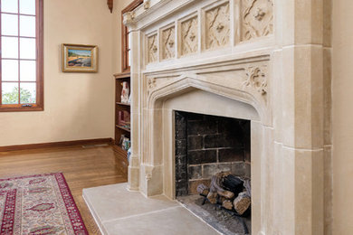 Living room - traditional living room idea in San Francisco