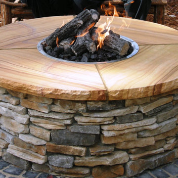 Stone Gas-Burning Fire Pit
