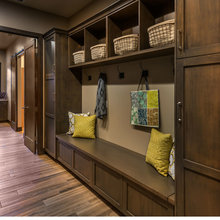 Mud room brasada