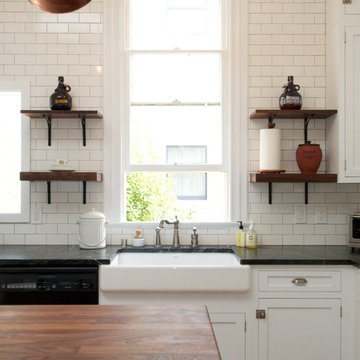 Semi-Custom Kitchen Cabinets in Oakland