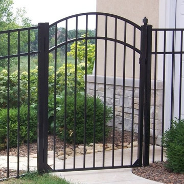 Aluminum Fence Installations