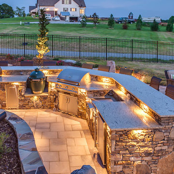 Outdoor Kitchen