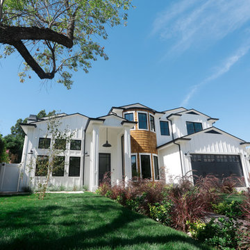 Sherman Oaks Classic, yet Modern