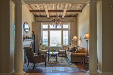 Elegant living room photo in San Francisco