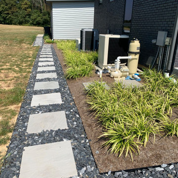 Slate Chips Walkway & Indian Sandstone Pavers