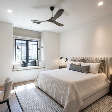 Guest Bedroom w/ Reading nook
