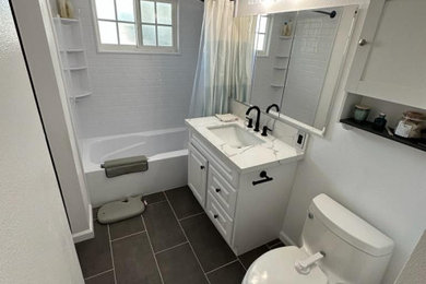 Inspiration for a modern bathroom remodel in San Diego