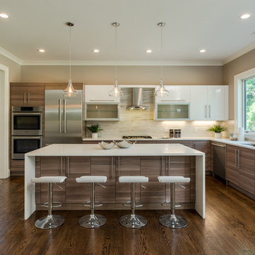 912 Dedham