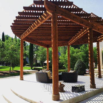 1,100 sqft Pergola