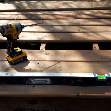 2020 Keter Newton 757 Installation and foundation