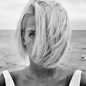 Ema Soll's photo