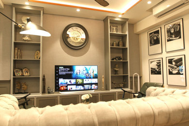Example of an eclectic home design design in Delhi