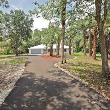 Asphalt circular driveway