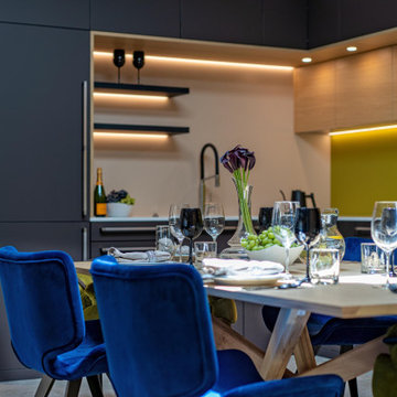 UNIQUE BLACK AND GREEN MODERN KITCHEN