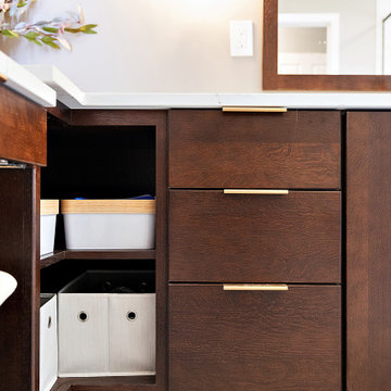 Starmark Quartersawn Tempo Primary & Main Baths in Mocha