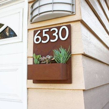 Address Plaques / Address Numbers