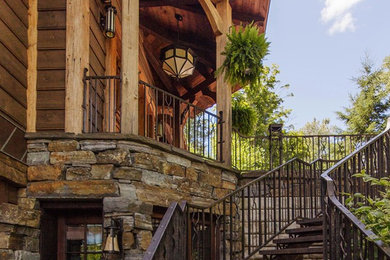 Inspiration for a craftsman exterior home remodel in Burlington