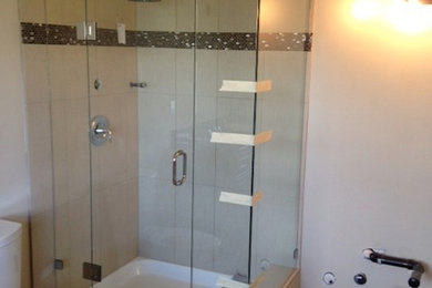 Example of a bathroom design in Vancouver