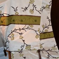 Table Runners - Table Runners