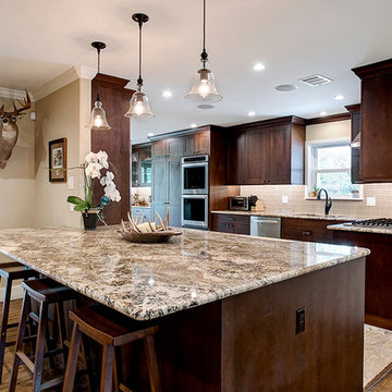 Whispering Oaks Residence