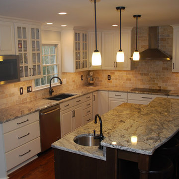 Colonial Feeling Kitchen in La Plata