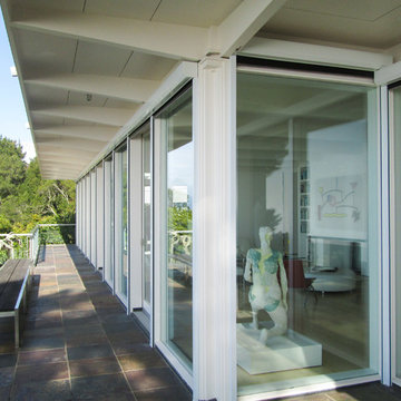 Sun Screens - Solar Powered