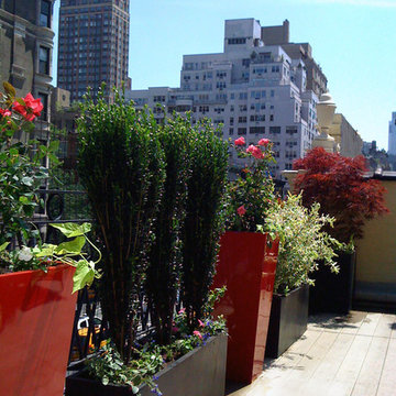 Manhattan Roof Garden: Terrace, Composite Deck, Container Garden, Fiberglass Pot