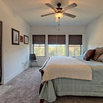 Lola Summit: Craftsman/Farmhouse Home