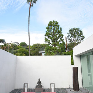 ロサンゼルスの中サイズのアジアンスタイルのおしゃれなヨガスタジオの写真