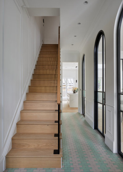 Contemporary Staircase by CATO creative