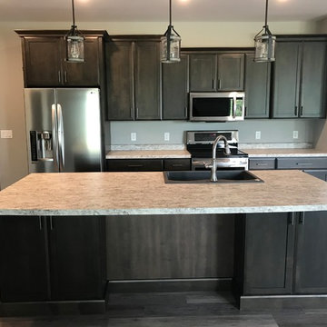 Functional Family Home (Kitchen, Bath, & Laundry)