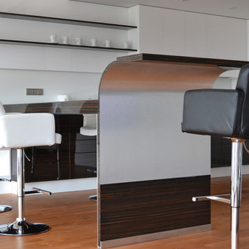 Made-to-measure furniture