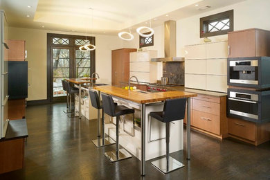 Inspiration for a modern kitchen remodel in Atlanta