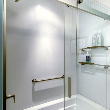 Versatile Family Bath