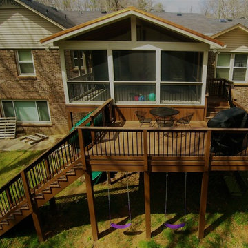 Deck and screened porch combination space in Hoover, AL