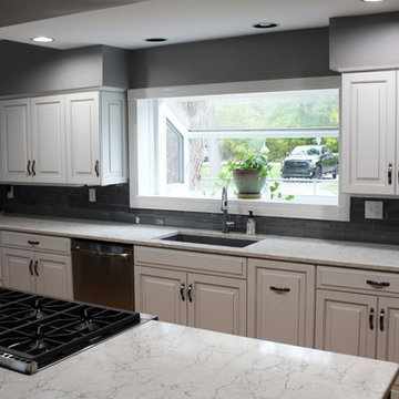 Grabill Cabinets Kitchen - Olde Towne in Custom Paint w/ Nickel Glaze & Mystic