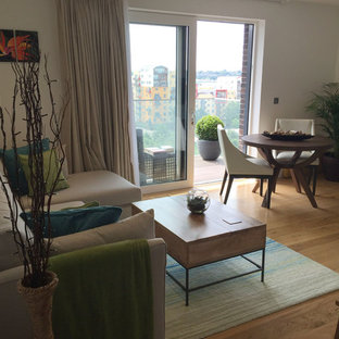 Kolonialstil Wohnzimmer Mit Freistehendem Tv Ideen Design Bilder Houzz