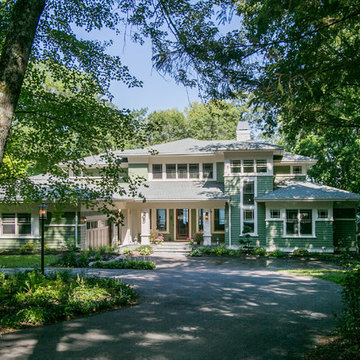 Prairie Style Architecture for a Lake Front Home
