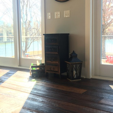 Reed Family Home - Original Face Heart Pine Flooring and Antique Hand Hewn Beams