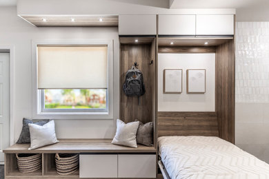 Small trendy home design photo in San Francisco