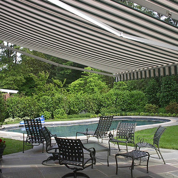 Retractable Deck & Patio Awnings